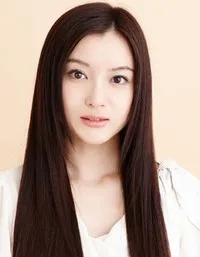 영화배우인 하세가와 루미의 대표 이미지