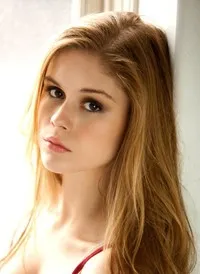 영화배우인 에린 모리아티의 대표 이미지