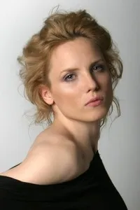 영화배우인 율리아 키요브스카의 대표 이미지