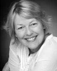 영화배우인 헬렌 턴킨의 대표 이미지