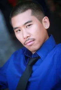 영화배우인 로렌스 카오의 대표 이미지