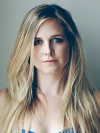 영화배우인 클리어 알십의 대표 이미지