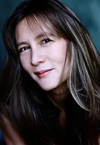 영화배우인 탄 잉글-레의 대표 이미지