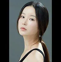 영화배우인 유라성의 대표 이미지