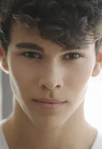 가수, 영화배우인 맥스의 대표 이미지