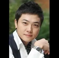 가수인 이성진의 대표 이미지