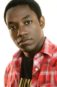 영화배우인 치나자 우케의 대표 이미지