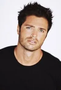 영화배우인 다비드 샤르베의 대표 이미지