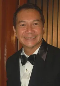 영화배우인 보보이 가로빌로의 대표 이미지