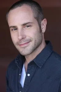 영화배우인 피터 시엘라의 대표 이미지