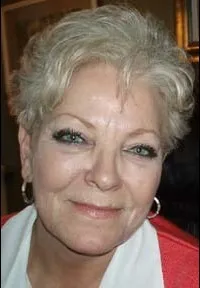 배우인 론 플레밍의 대표 이미지