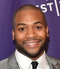 영화배우인 타릭 로위의 대표 이미지