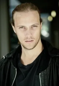 영화배우인 조한 웨스터의 대표 이미지