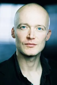 영화배우인 스테판 골드바흐의 대표 이미지