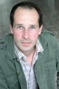 영화배우인 미셸 나보코프의 대표 이미지