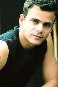 영화배우인 산티아고 더글라스의 대표 이미지