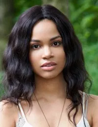 영화배우인 네스타 쿠퍼의 대표 이미지