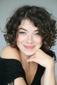 영화배우인 조이 넌의 대표 이미지