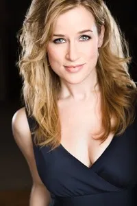 영화배우인 제니퍼 루드빅슨의 대표 이미지