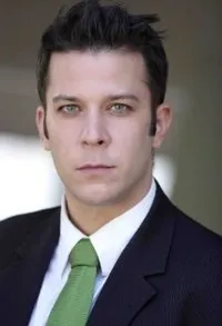 영화배우인 빈센트 호스-데스마라이스의 대표 이미지