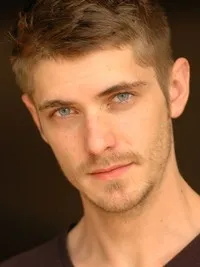 영화배우인 새뮤얼 헌트의 대표 이미지