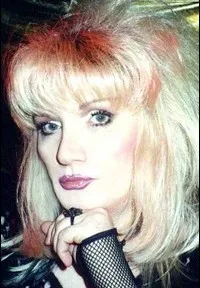 가수인 제인 카운티의 대표 이미지