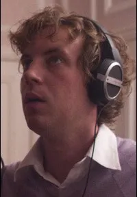 영화배우인 아담 테이트의 대표 이미지