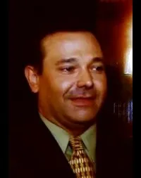 영화배우인 레이 퀴로가의 대표 이미지