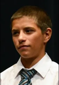 영화배우인 나슬로 지에만트의 대표 이미지