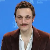 영화배우인 프란츠 로고스키의 대표 이미지