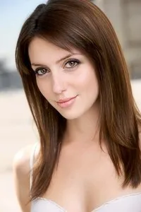 영화배우인 에밀리 소머스의 대표 이미지