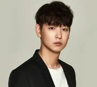 영화배우인 조동인의 대표 이미지