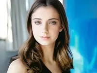 영화배우인 레이븐 애덤슨의 대표 이미지