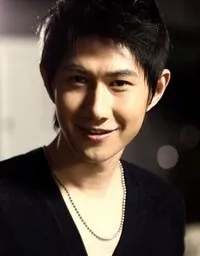 영화배우인 하명한의 대표 이미지