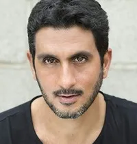 영화배우인 차히 하레비의 대표 이미지