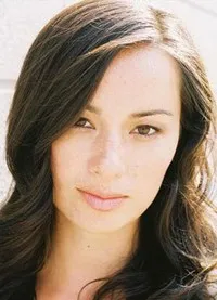 영화배우인 카라 지의 대표 이미지