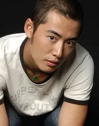 영화배우인 위외의 대표 이미지