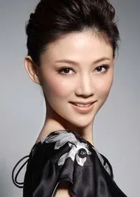 영화배우인 섭흠의 대표 이미지