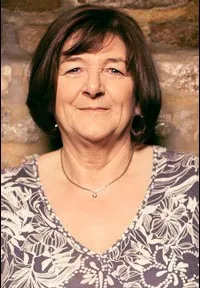 기타인 프레다 켈리의 대표 이미지