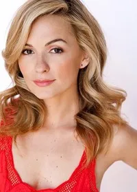 영화배우인 린지 고트의 대표 이미지