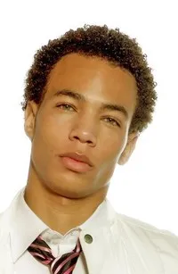 영화배우인 켄드릭 샘슨의 대표 이미지