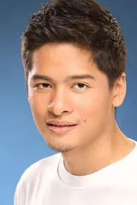 영화배우인 알렉스 빈센트 메디나의 대표 이미지