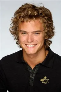 영화배우인 짐 바쿰의 대표 이미지