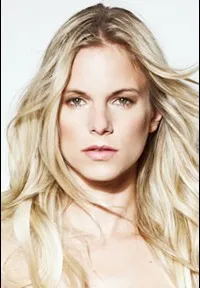 영화배우인 이그나시아 알라만드의 대표 이미지