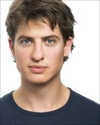 영화배우인 매트 바버의 대표 이미지