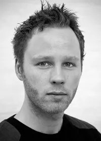 영화배우인 힘 브리켄의 대표 이미지