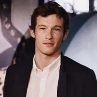 영화배우인 칼럼 터너의 대표 이미지