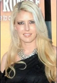 영화배우인 디아나 르네의 대표 이미지