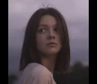 영화배우인 메건 기넌의 대표 이미지