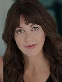 영화배우인 휘트니 고인의 대표 이미지